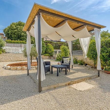 Cottage Nilda I Musalez ภายนอก รูปภาพ
