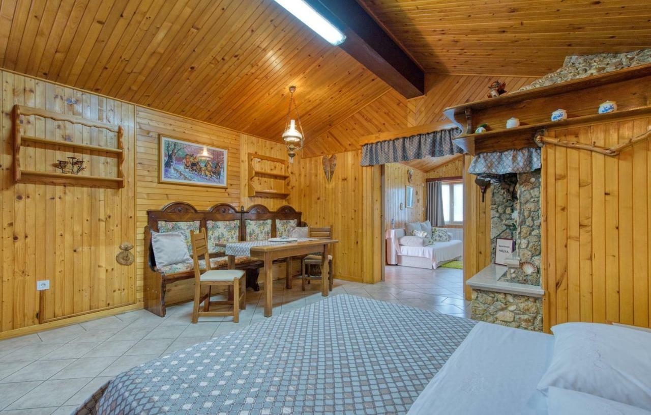 Cottage Nilda I Musalez ภายนอก รูปภาพ